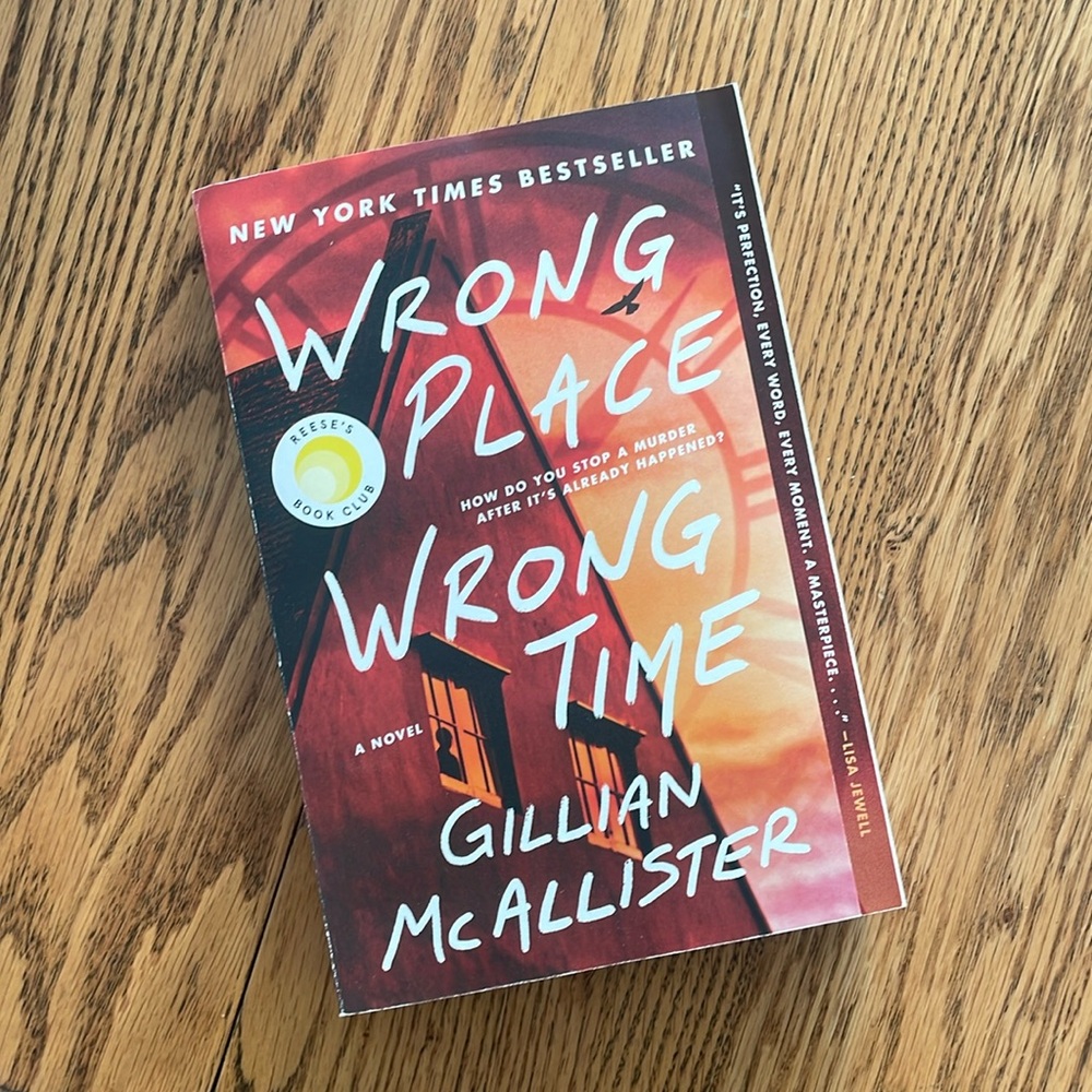Wrong place wrong time by Gillian McAllister